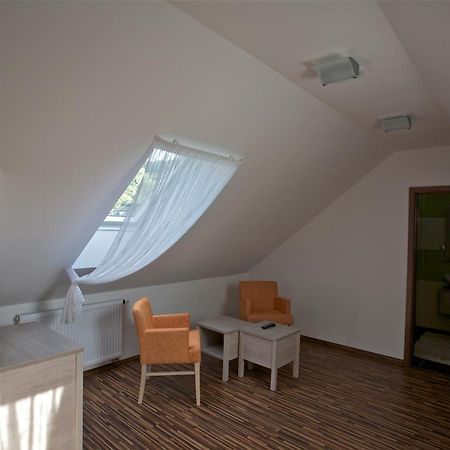 Putnicky Mlyn Hotel Marianka Ngoại thất bức ảnh