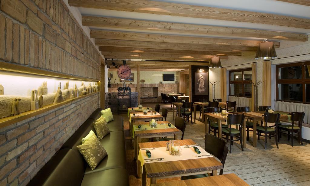 Putnicky Mlyn Hotel Marianka Ngoại thất bức ảnh